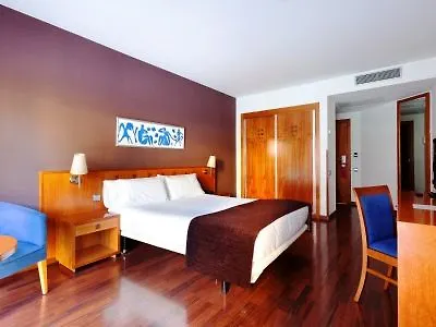 ***  Hotel Viladomat Barselona İspanya